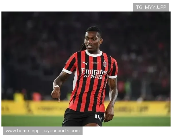 球员社媒晒家庭日，粉丝感叹球星的“人味”仍在