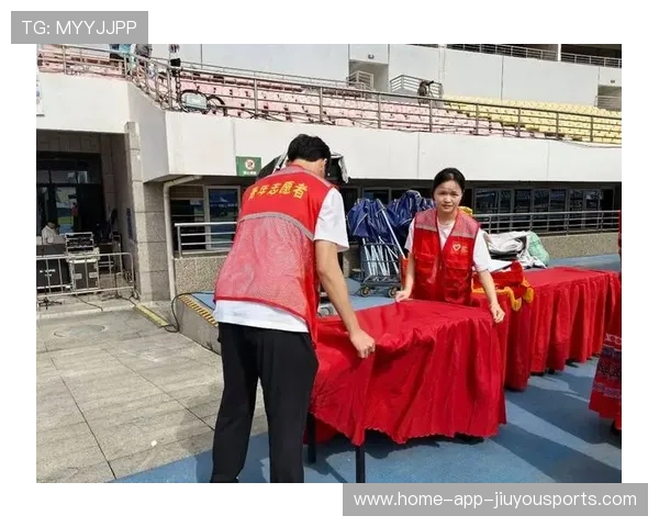 记录大型体育赛事志愿服务成果的新闻内容平台，体育竞赛志愿者